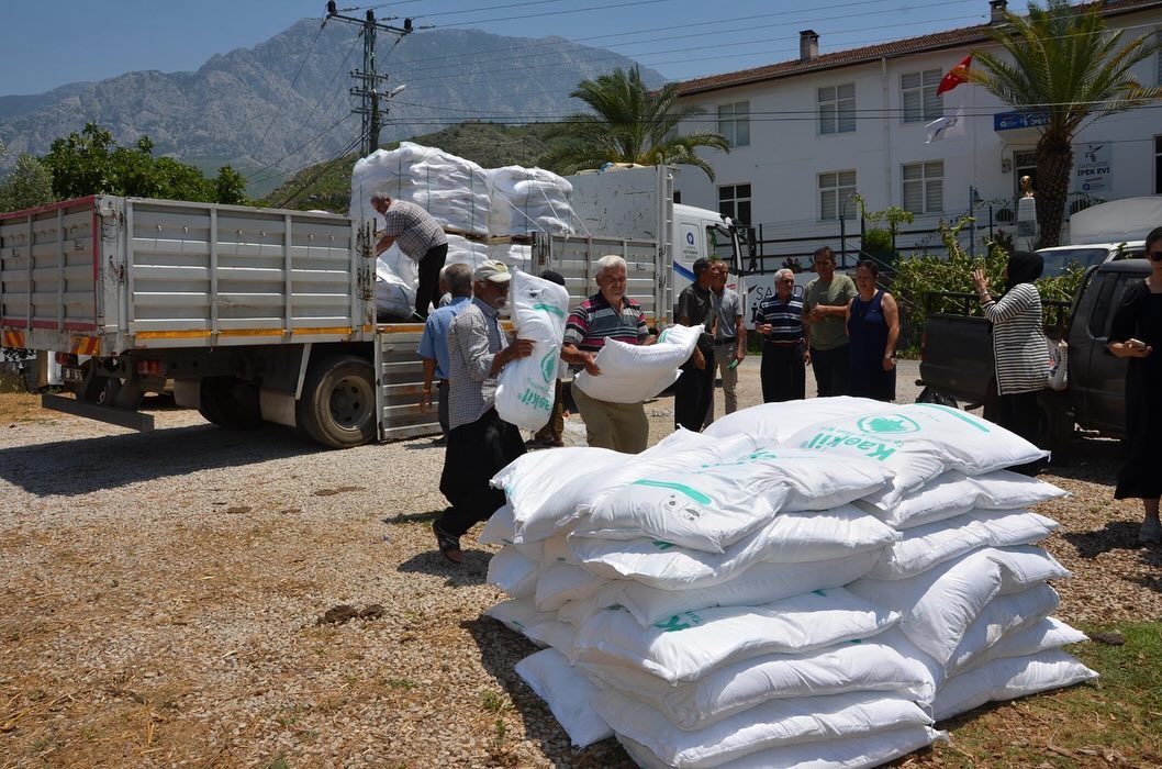 Antalya’da Kaolin Kil Desteğiyle Organik Tarım Çiftçilere Kazandırıyor!