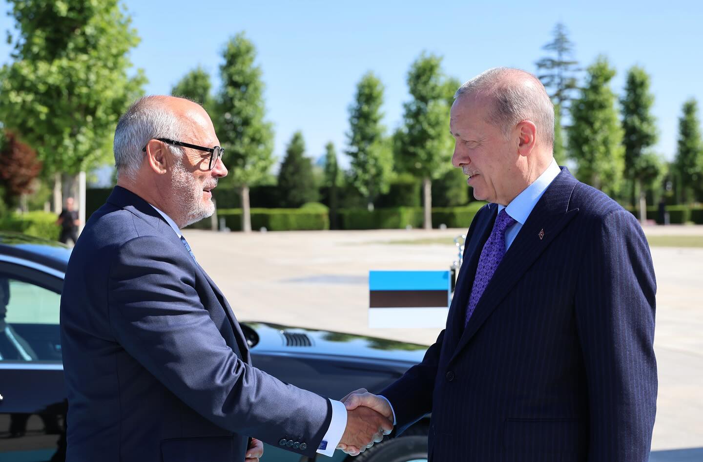 Erdoğan ve Karis’ten Stratejik İş Birliği Sinyali!