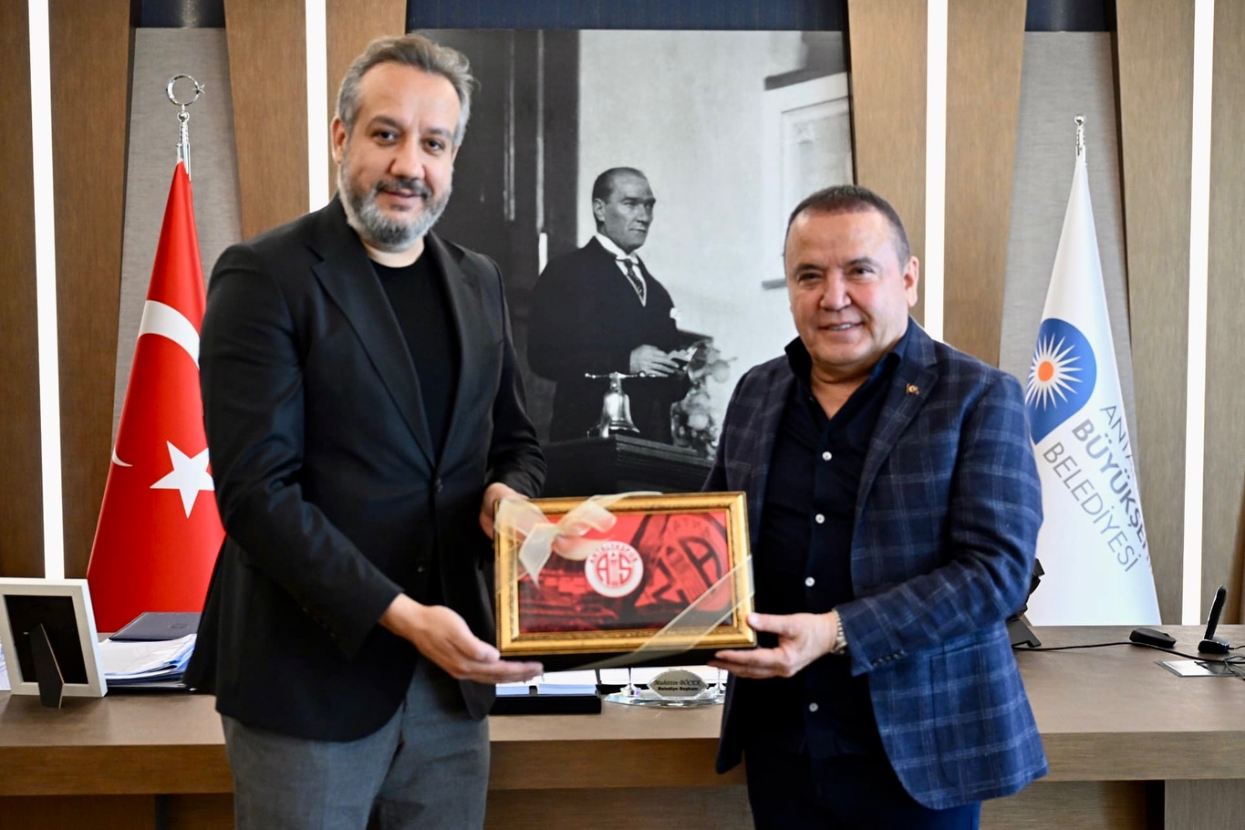 Başkanımız Sinan Boztepe ve yönetim kurulu üyelerimiz, Antalya Büyükşehir Beledi