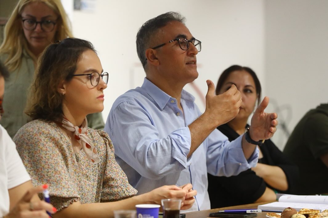 İklim değişikliği ile mücadeleye dijital uygulamalı çözüm 

Antalya Büyükşehir B