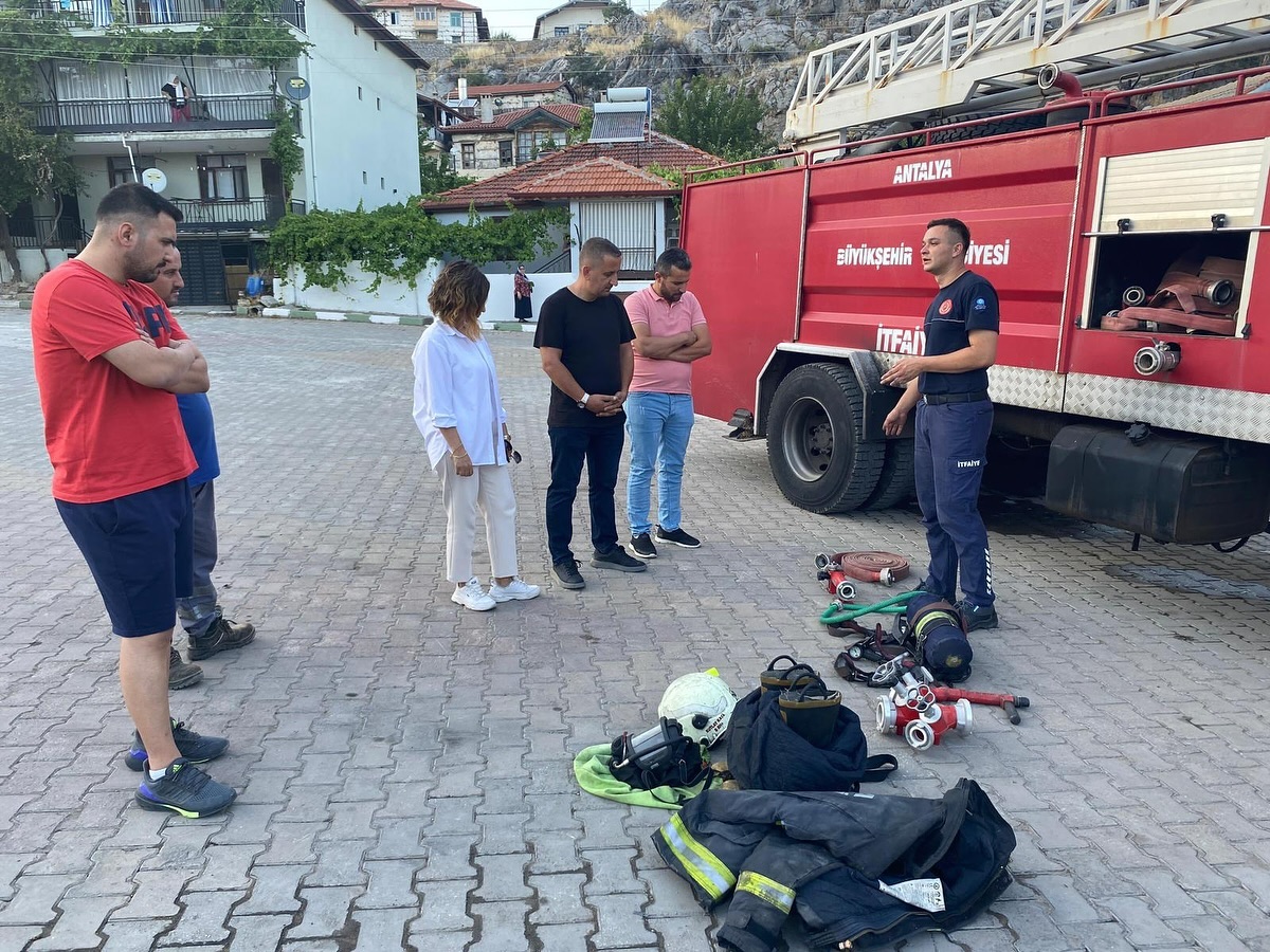 Gönüllü İtfaiyecilik Eğitimi başlattıkAntalya Büyükşehir Belediyesi olarak, A