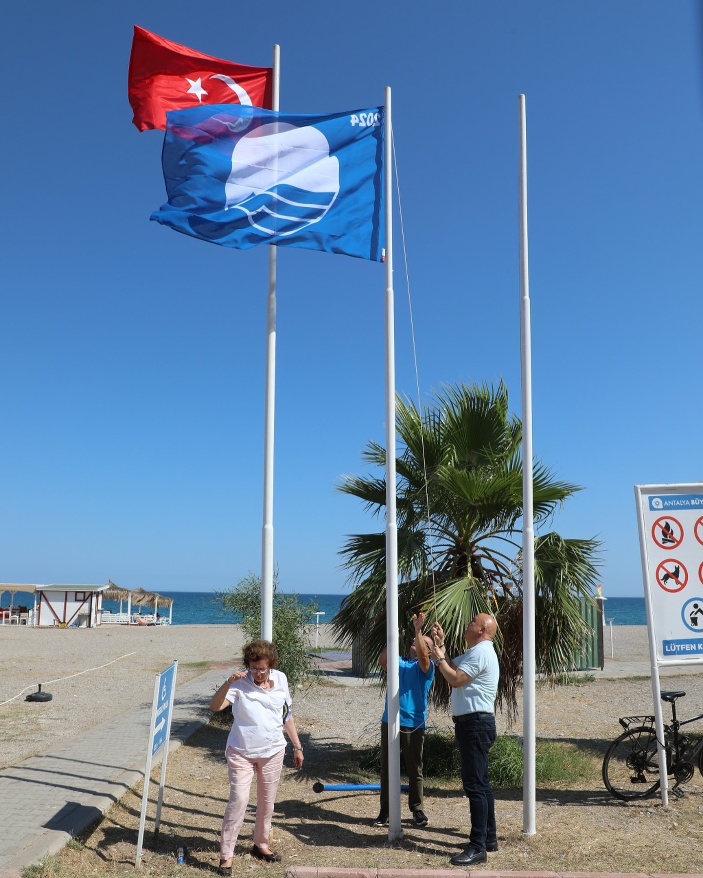 Sarısu Halk Plajı’na Mavi Bayrak çekildi 

Türkiye’nin turizm başkenti Antalya,