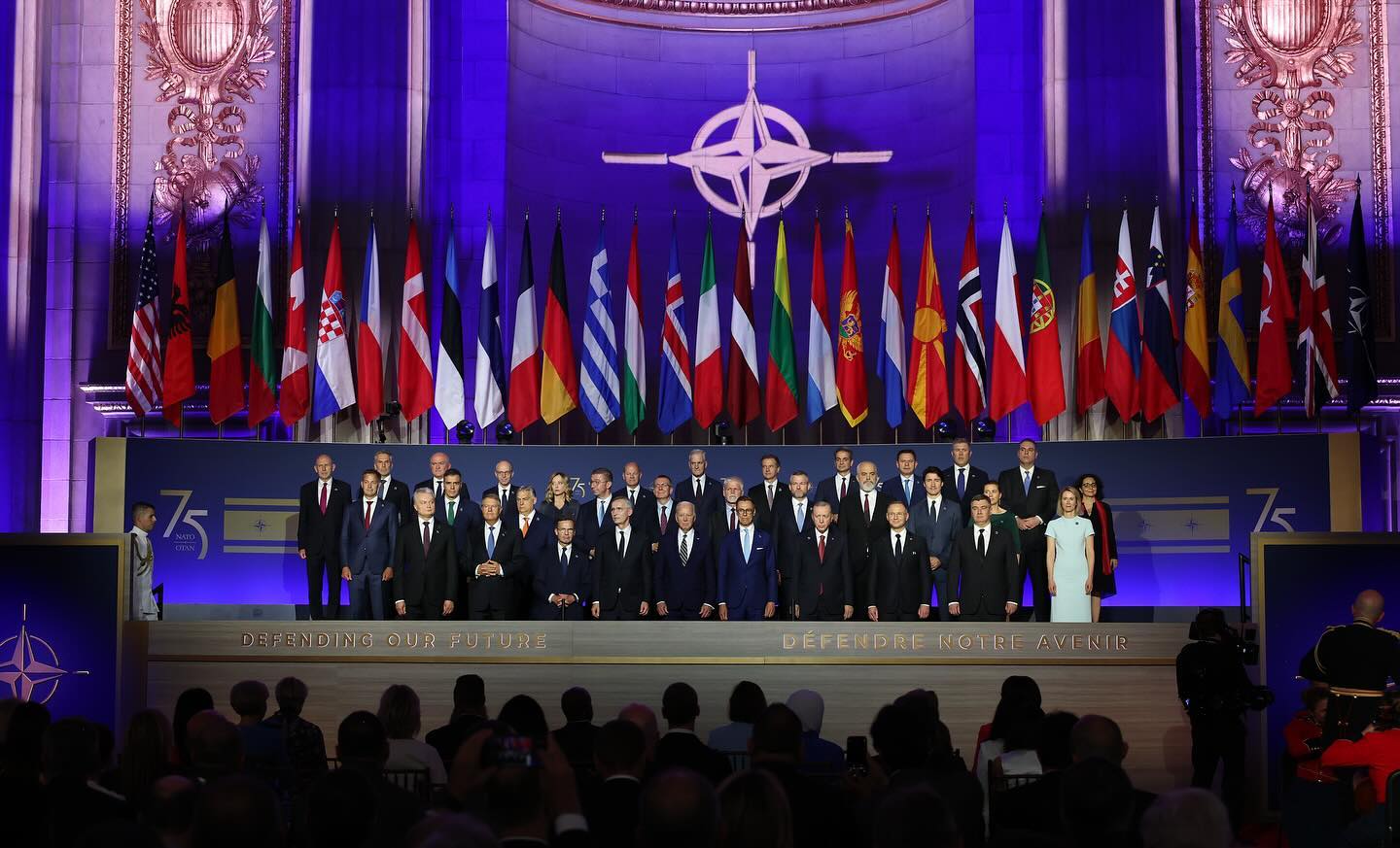 Cumhurbaşkanımız Recep Tayyip Erdoğan ve eşi Emine Erdoğan, NATO Devlet ve Hükûm