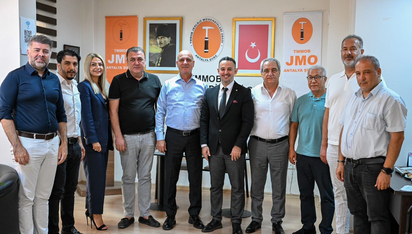 Yönetim Kurulu Başkanımız Ali Bahar, Başkan Yardımcımız Boğaçhan Göksu, Yönetim