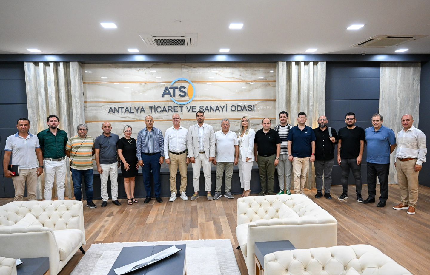 Yönetim Kurulu Başkanımız Ali Bahar ve Kemer Turizmci ve İş İnsanları Derneği (K