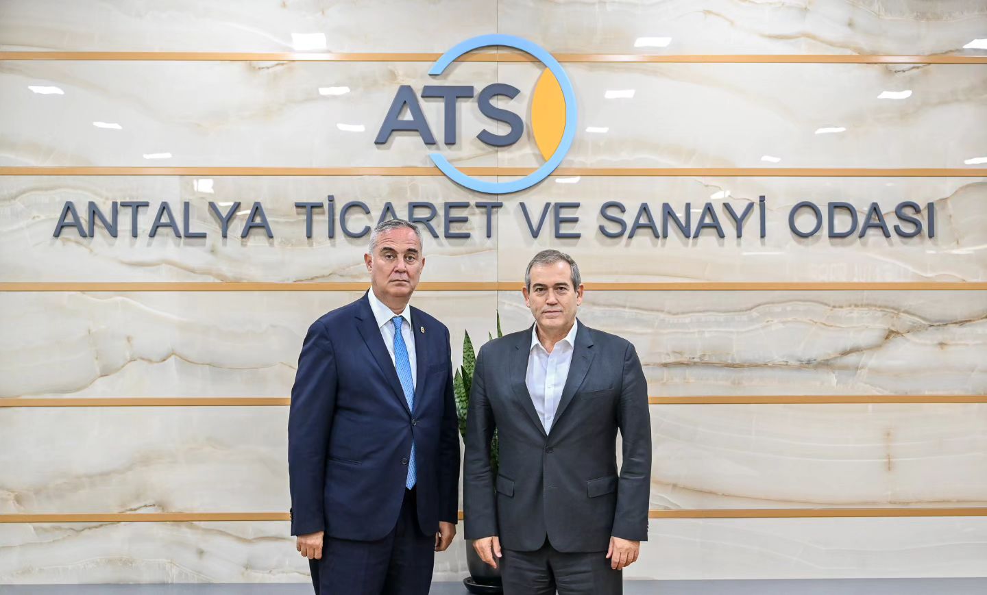 CHP Antalya Milletvekili, Türkiye Otelciler Federasyonu (TÜROFED) ve Akdeniz Tur