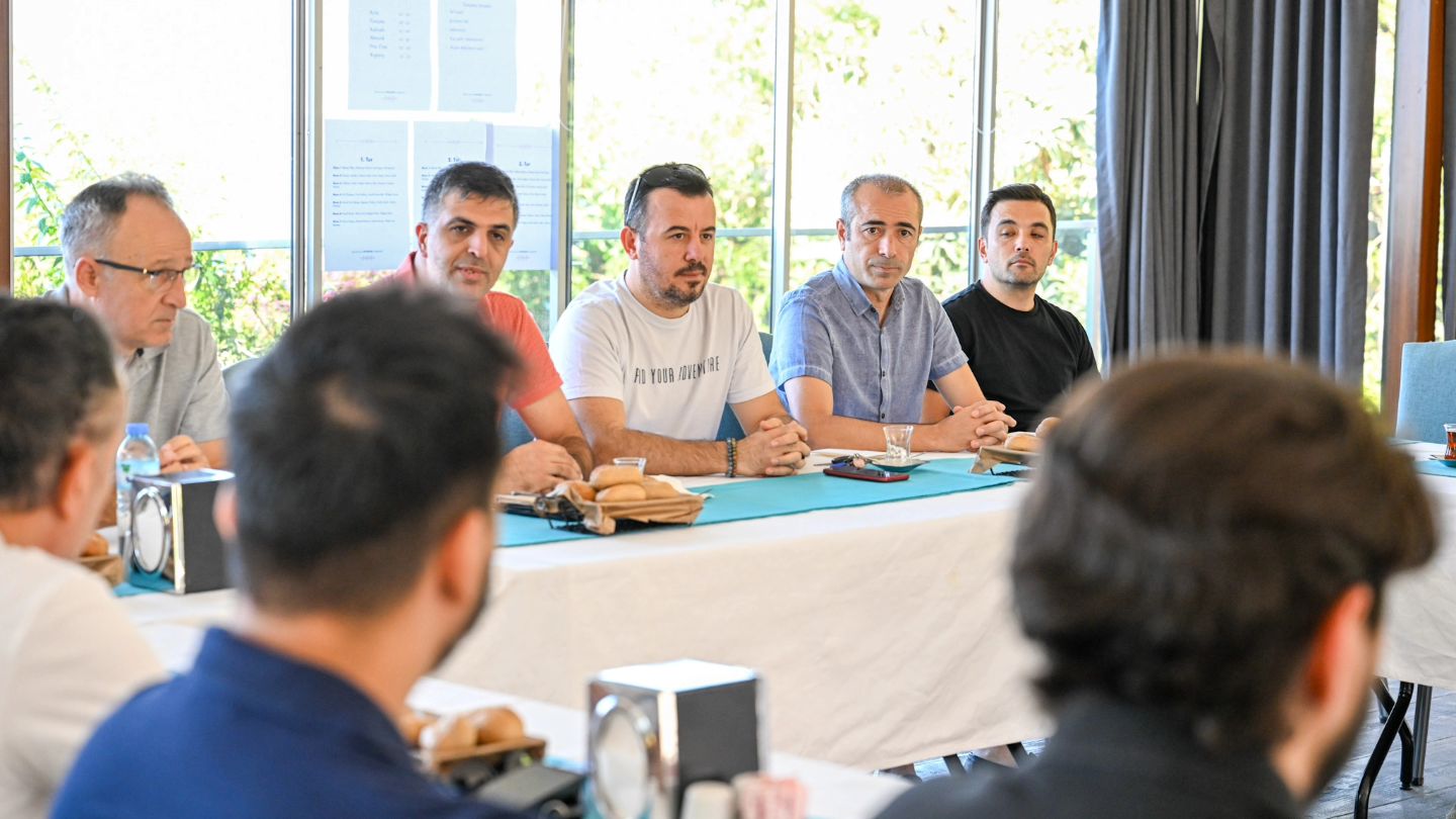 Yönetim Kurulu Üyemiz Behçet Ülker, Antalya Developer Topluluğu üyeleriyle kahva