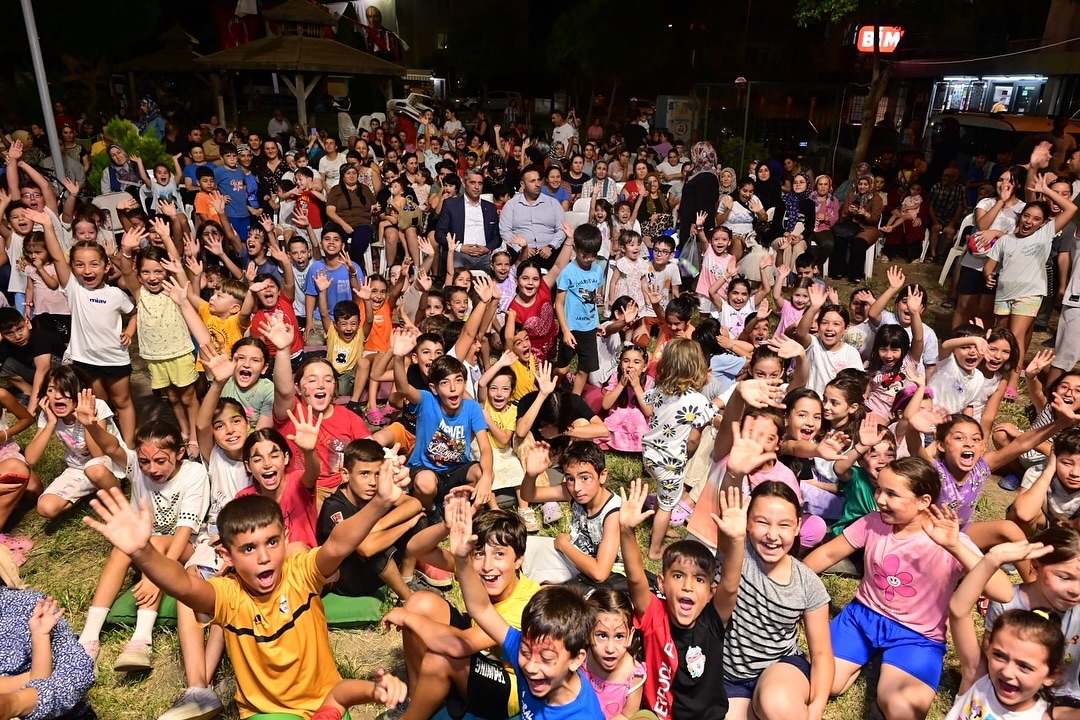 Kepez’in parklarından neşeli çocuk sesleri yükseliyor