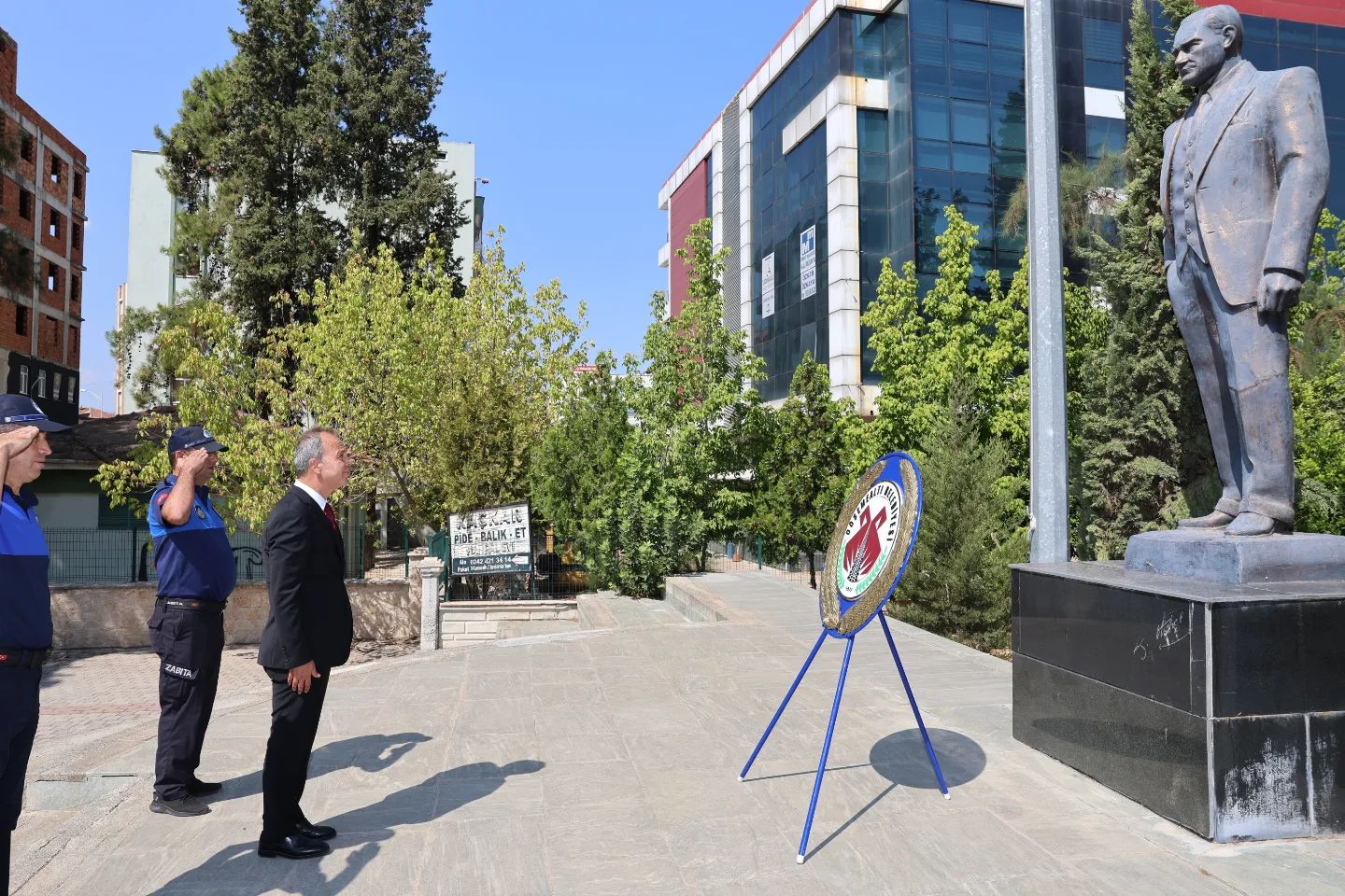 30 Ağustos Zafer Bayramı kutlama törenleri kapsamında önce Antalya Cumhuriyet Me…
