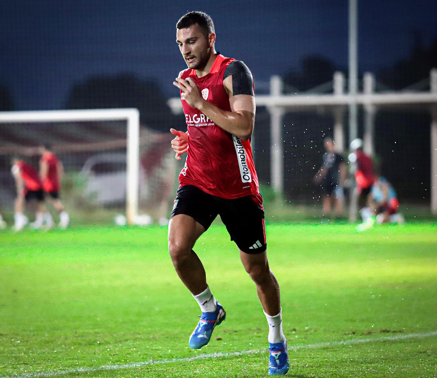 Antalyasporumuz, deplasmanda Rams Başakşehir ile oynayacağı maçın hazırlıklarına