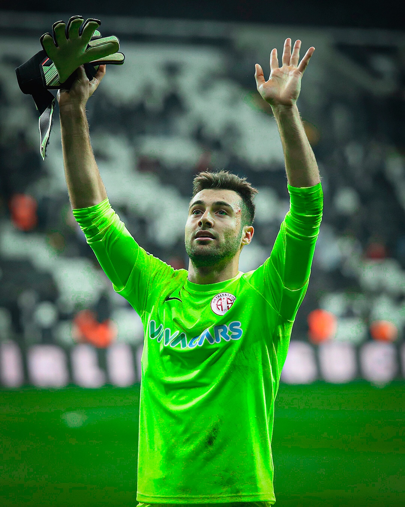 Futbolcumuz Ataberk Dadakdeniz’in 2024-2025 Sezonu sonuna kadar geçici transferi