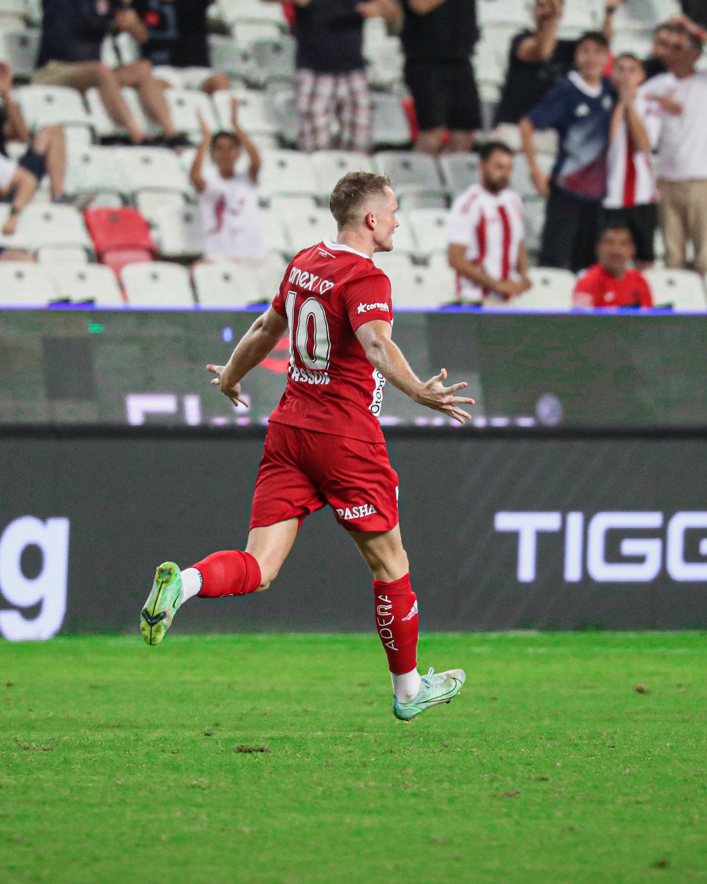 Ç İ L İ N G İ R !