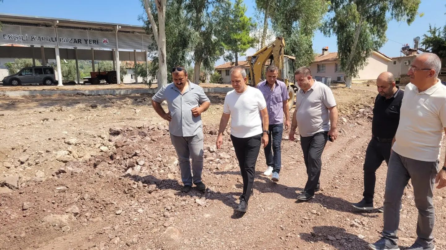 Belediye Başkan Yardımcımız Ömer Kıvrak ve Belediye Meclis Üyelerimizle birlikte…