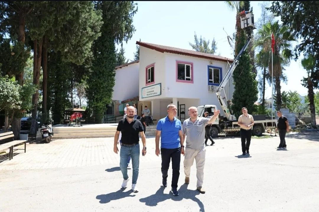 Belediye ekiplerimiz önümüzdeki günlerde başlayacak 2024-2025 eğitim-öğretim yıl…