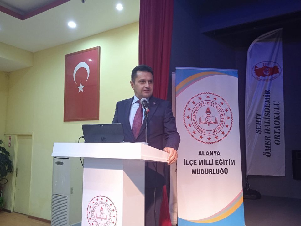 Bilim ve teknolojinin yalnızca tüketicisi değil, aynı zamanda üreticisi ve yönet