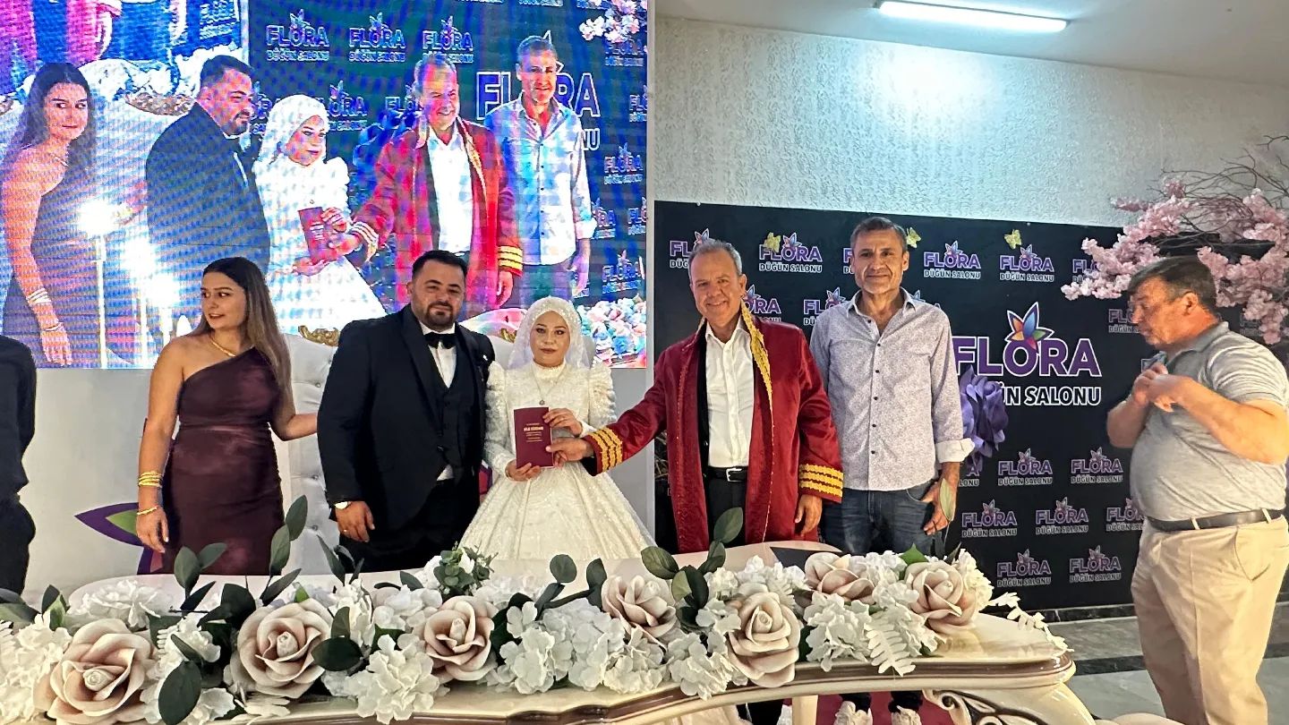 Esranur Çaksen-Mustafa Kara ve Hilal Kurşun-Tunahan Çağlar çiftlerimizin düğün t…