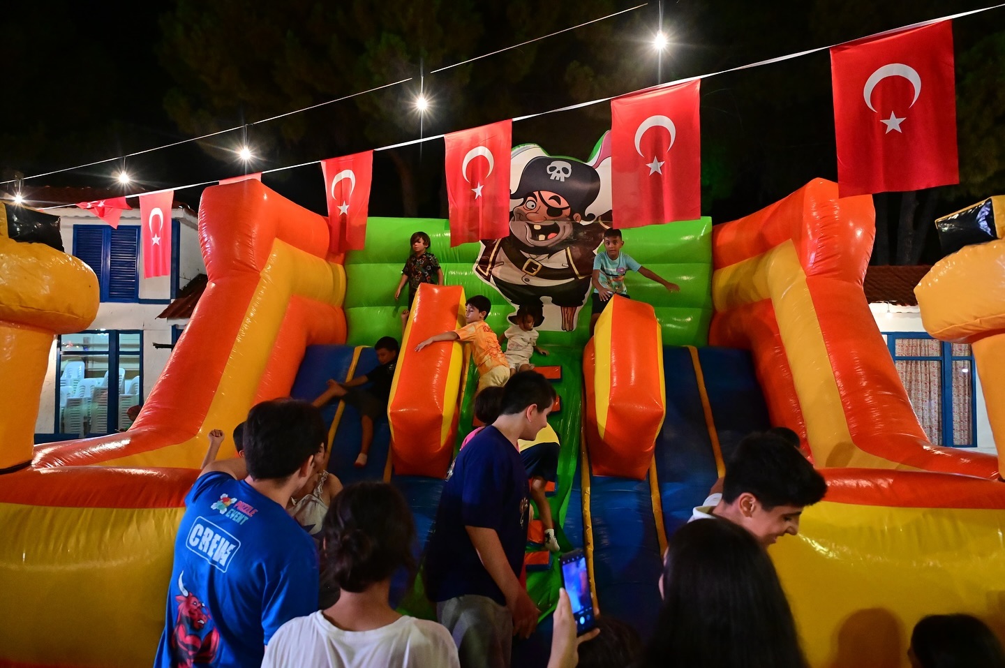 Kepez Kültür Festivali’nin bu akşamki eğlencesi çocuklara özeldi.