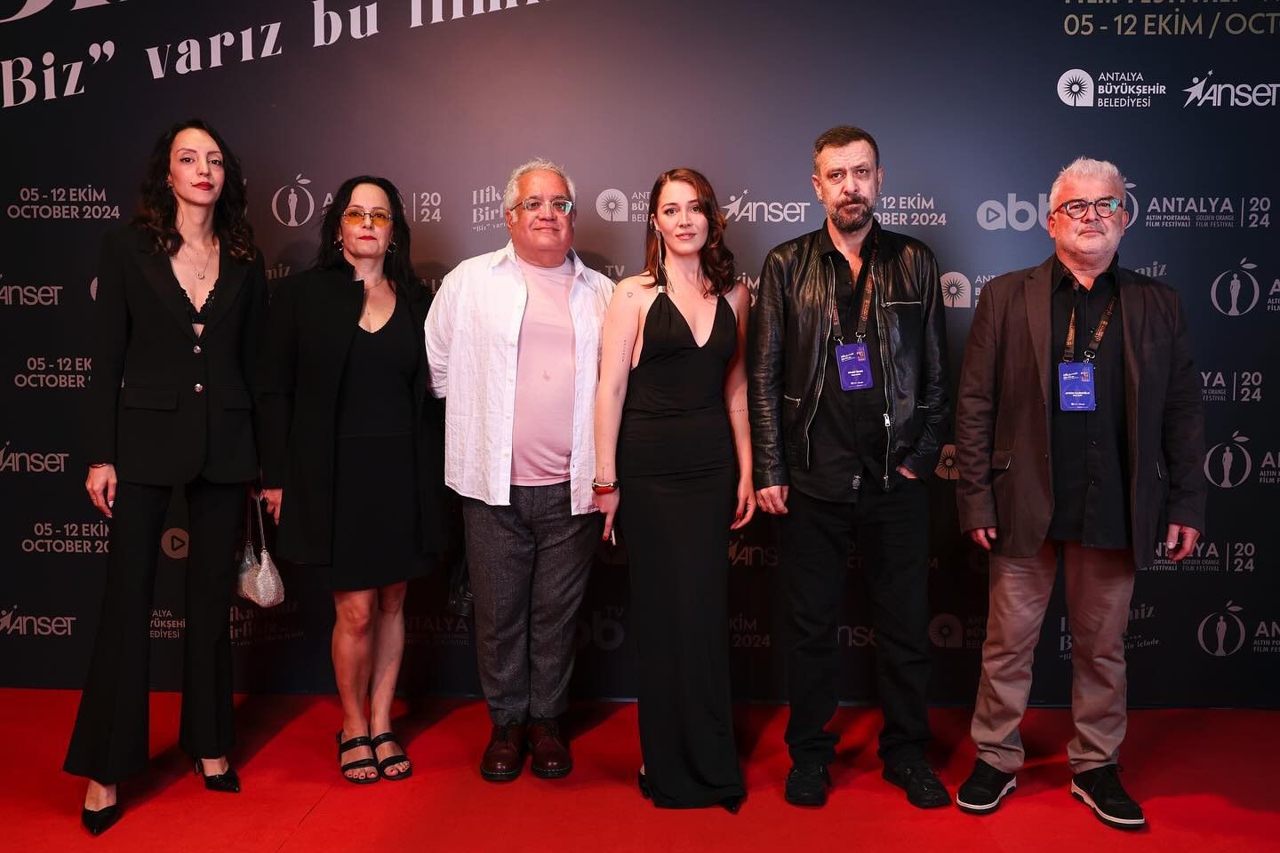 Antalya Altın Portakal Film Festivali’nde kırmızı halı seremonisi başladı! 

Sin