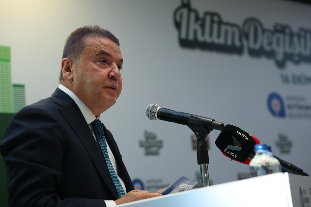 Hedefimiz İklim Dostu Antalya 

Antalya Büyükşehir Belediyesi olarak, iklim deği