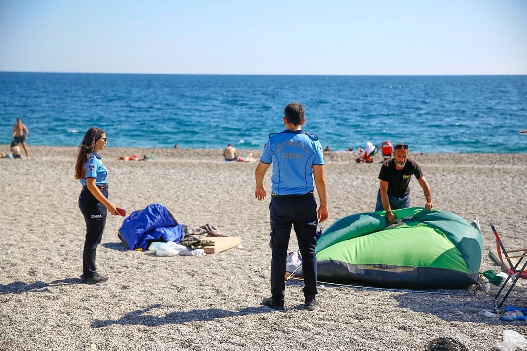 Halkımızın huzuru ve güvenliği için çalışmalara devam ediyoruz 

Vatandaşlarımız