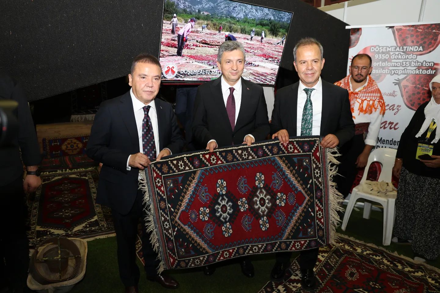 Antalya Anfaş Fuar Merkezinde açılan 13’üncü Yörex Yöresel Ürünler Fuarı kapsamı…