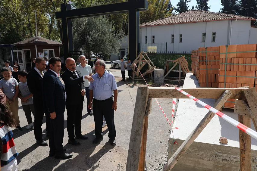 İl Millî Eğitim Müdürümüz Sayın Salih Kaygusuz, Kepez ilçesi Varsak İmam Hatip O