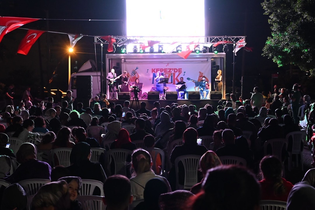 Kepez’in mahallelerinde müzik var eğlence var