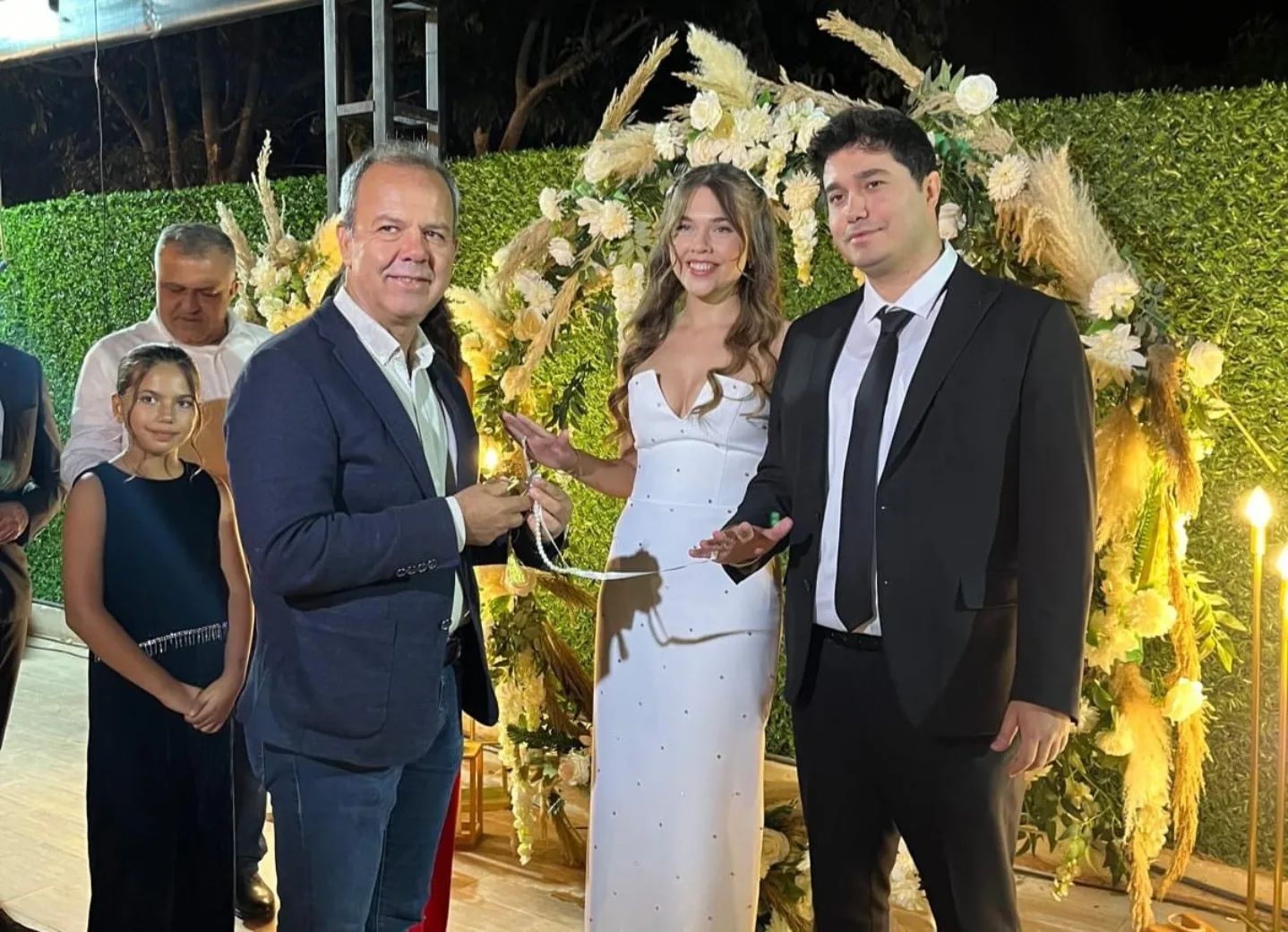 Nur Ünal-Engin Yılmaz çiftimizin nişan törenine Belediye Başkan Yardımcımız Ömer…