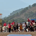 Antalya Adrasan sahili bir genci yuttu!