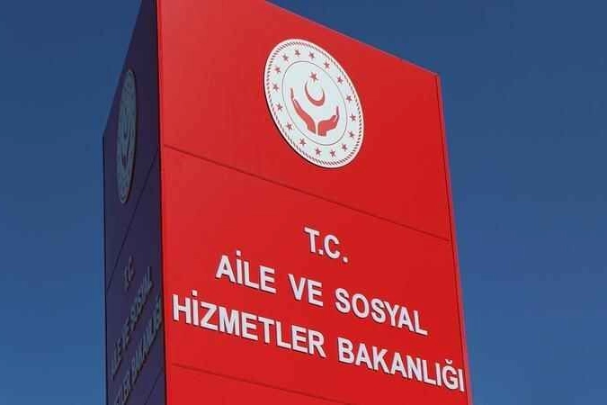Aile ve Sosyal Hizmetler’den ‘10 bin personel ataması’ iddialarına yalanlama
