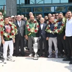 Antalya Kumluca’nın gururları törenle karşılandı