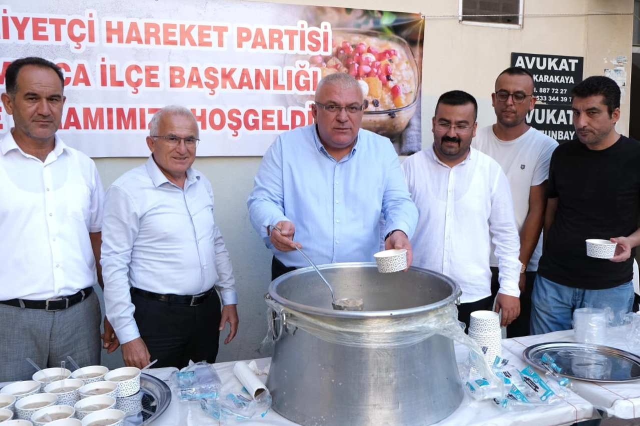 MHP Kumluca’dan aşure ikramı ve birlik mesajı 