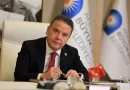 ‘Tutsak Muhittin Böcek’ten Antalyalılara mesaj