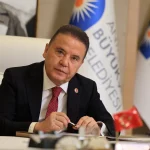 ‘Tutsak Muhittin Böcek’ten Antalyalılara mesaj