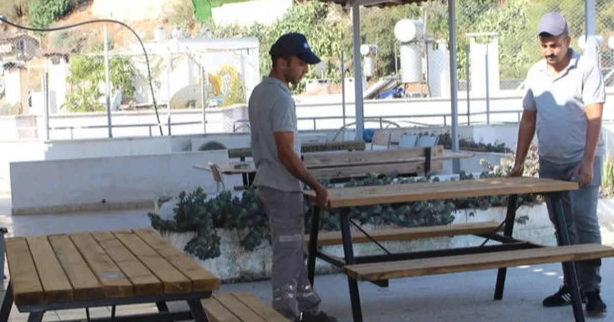 Antalya’da okullara ve mahallelere bank ve piknik masası desteği