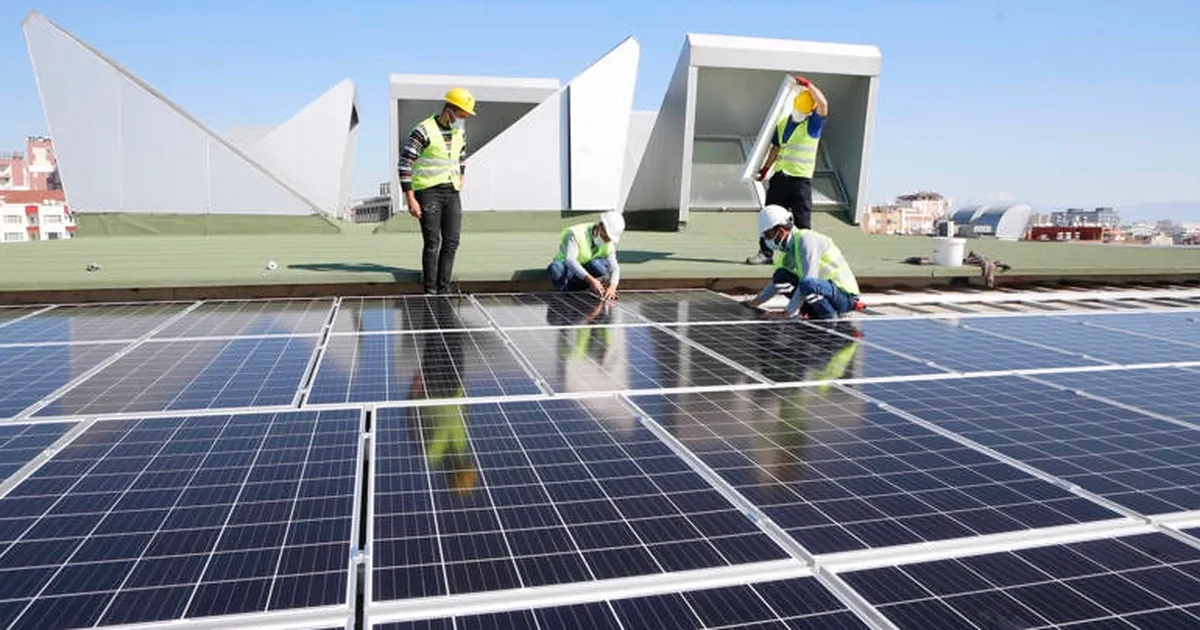 Büyükşehir yenilenebilir enerji yatırımları ile Antalya gücüne güç katıyor