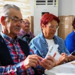 60 yaş üstü bireyler dijital çağa adım atıyor