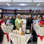 Antalya Muratpaşa’da kadın dayanışması büyüyor