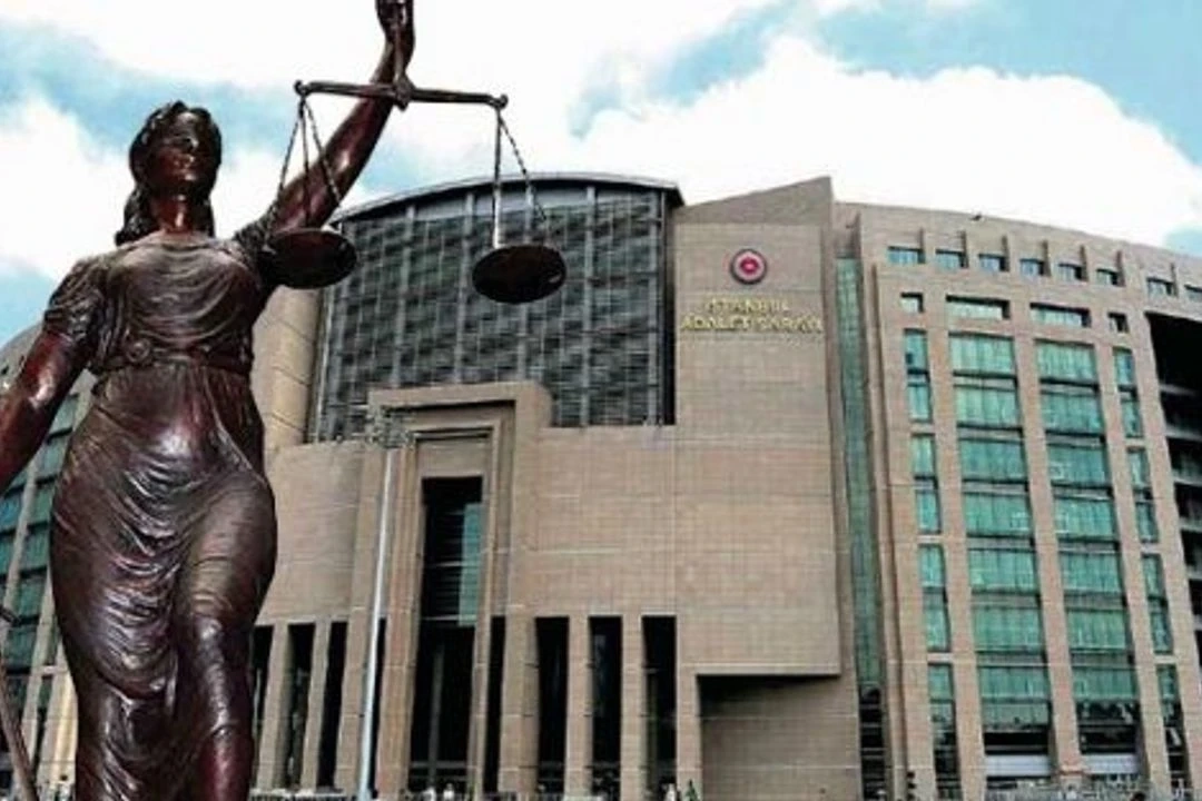 İstanbul’da uyuşturucu ve fuhuş operasyonu: 22 şüpheliye gözaltı kararı!