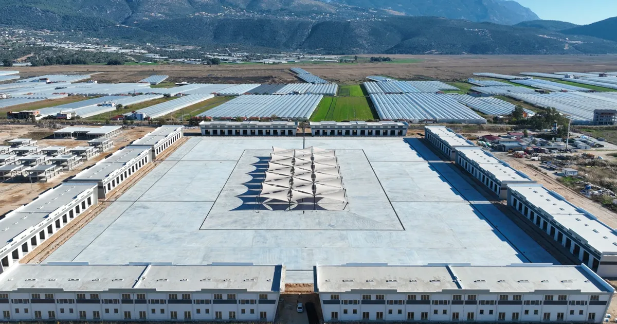 Antalya’da Kınık Toptancı Hal Kompleksi ticaretin kalbi olacak