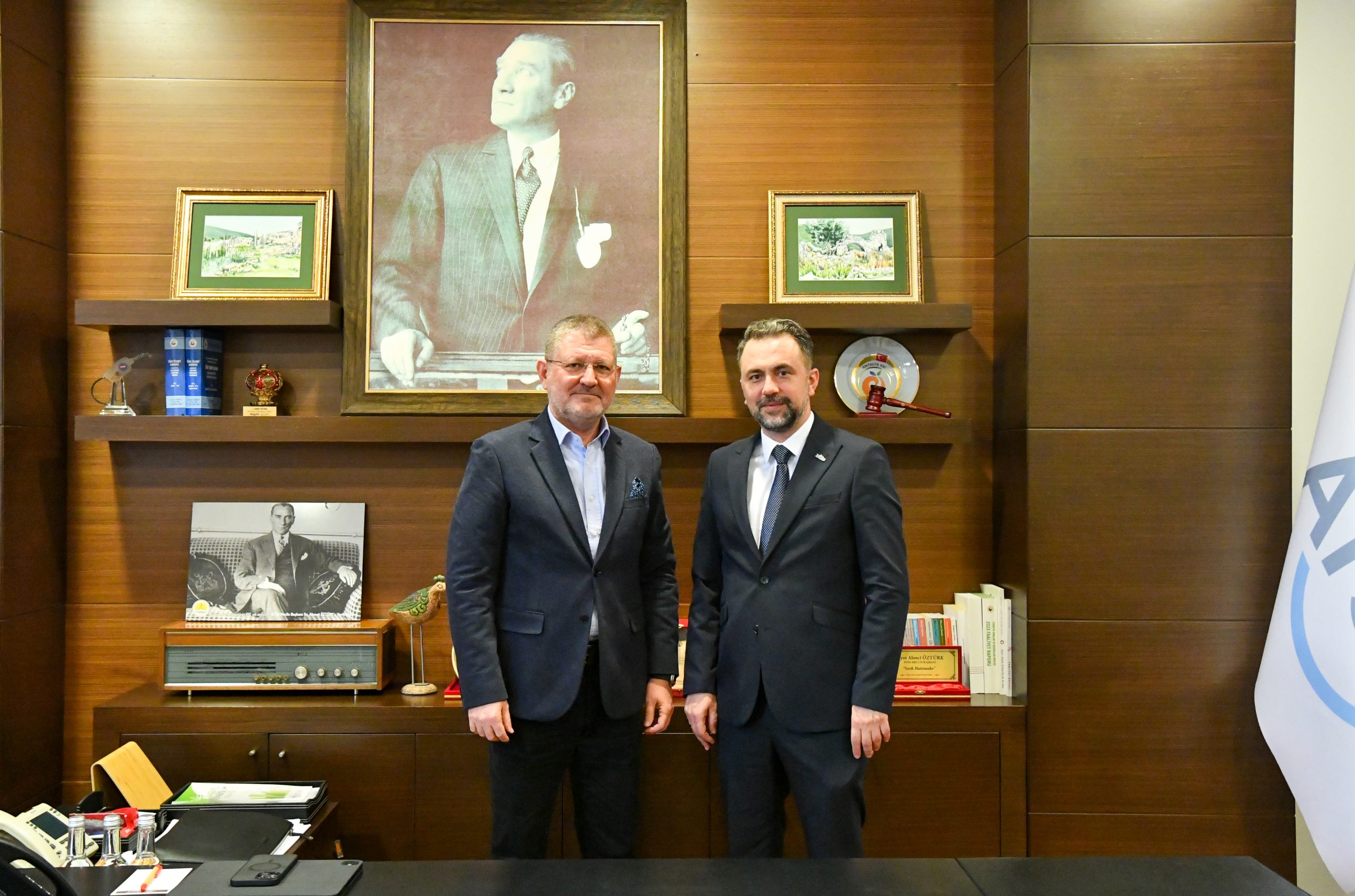 AHMET ÖZTÜRK: ANTALYA’NIN KAYBEDECEK ZAMANI YOK