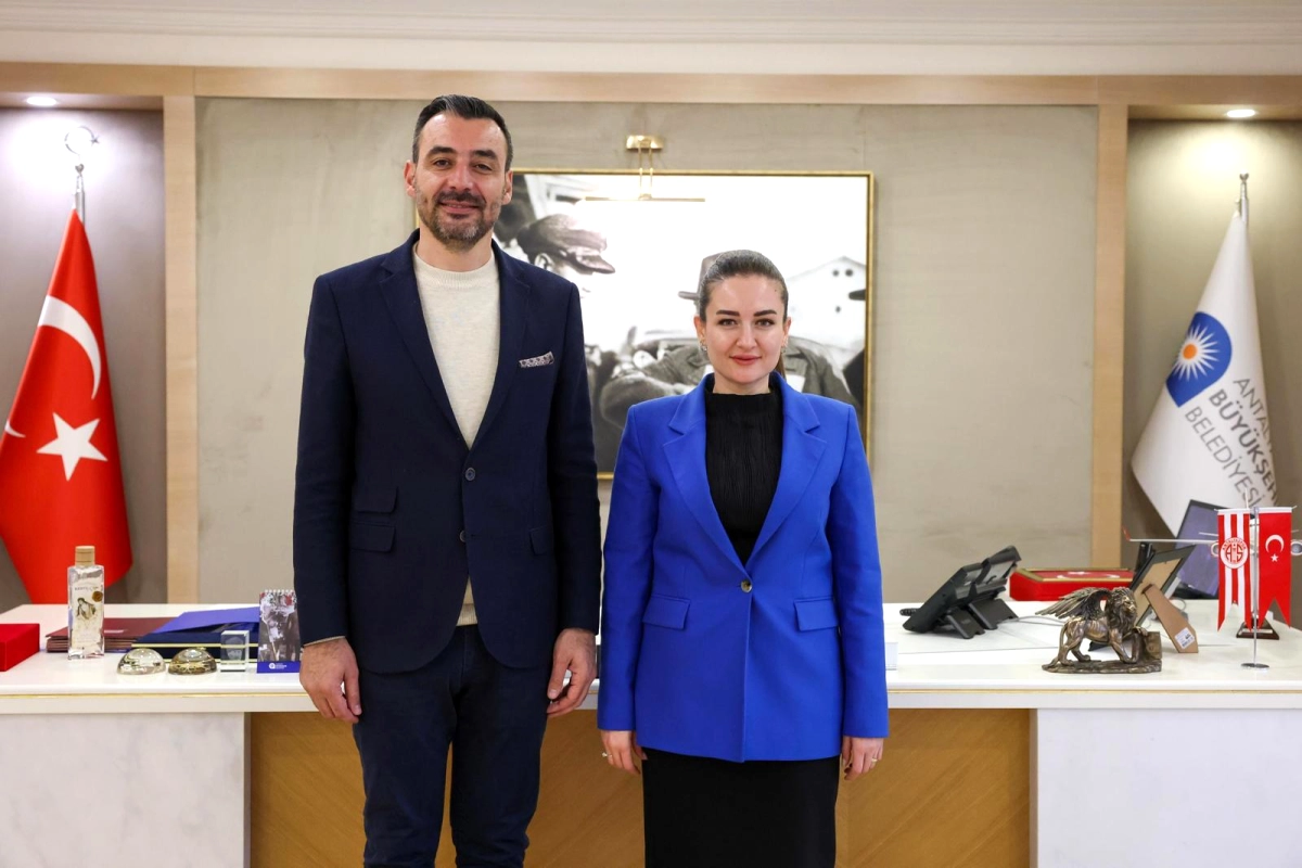 Manavgat Belediyesi Heyeti, Büşra Özdemir ile Projeleri Görüştü