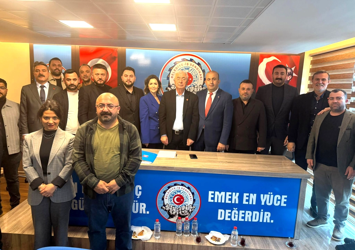 CHP Antalya, Belediye İş Sendikasını Ziyaret Etti: Dayanışma Mesajı