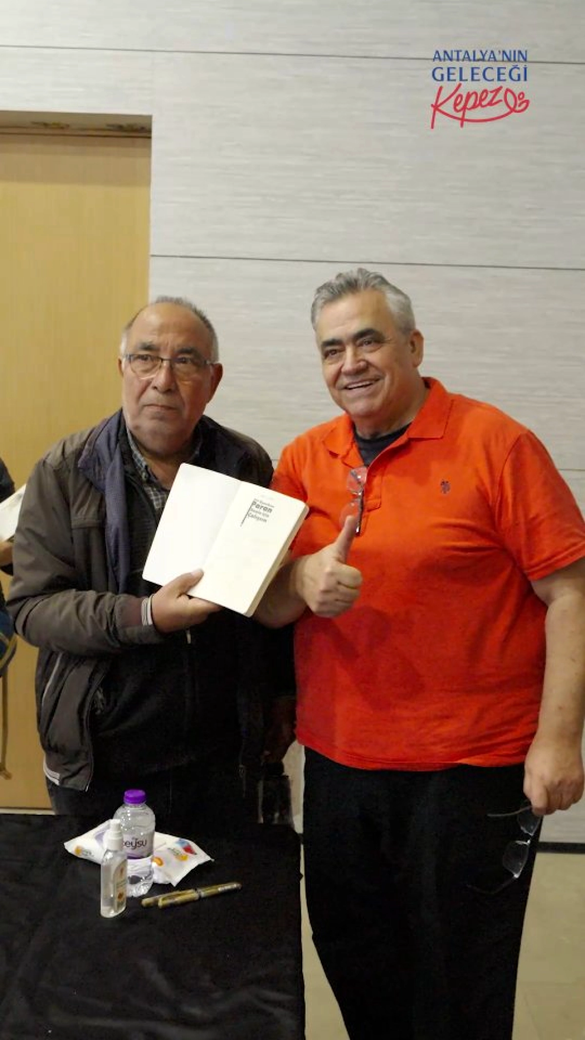 Kepez Kitap Fuarında Yazarlarla Söyleşiler Devam Ediyor