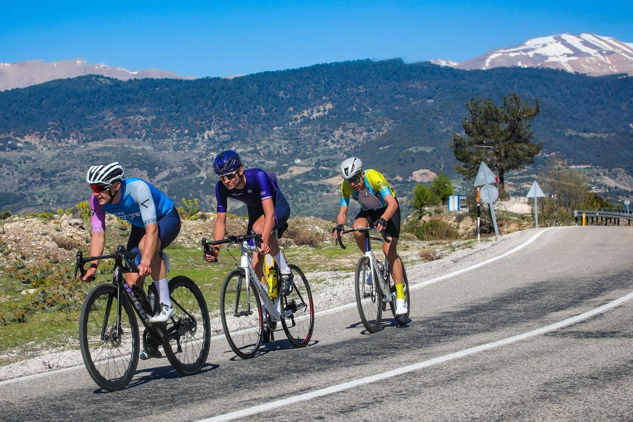 AKRA Gran Fondo Antalya için geri sayım… Kemer’de pedallar “Yeşil Gelecek” için döndürülecek