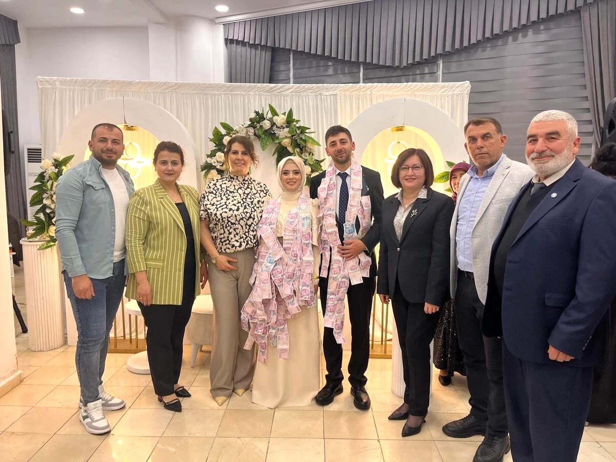 Akseki Belediyesi Hediye ve Oğuzhan’ın Nişan Töreninde: Yerel Yönetimden Samimi Katılım