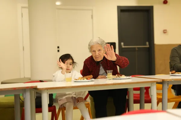 Alanya’da farklı kuşaklar bir araya geldi
