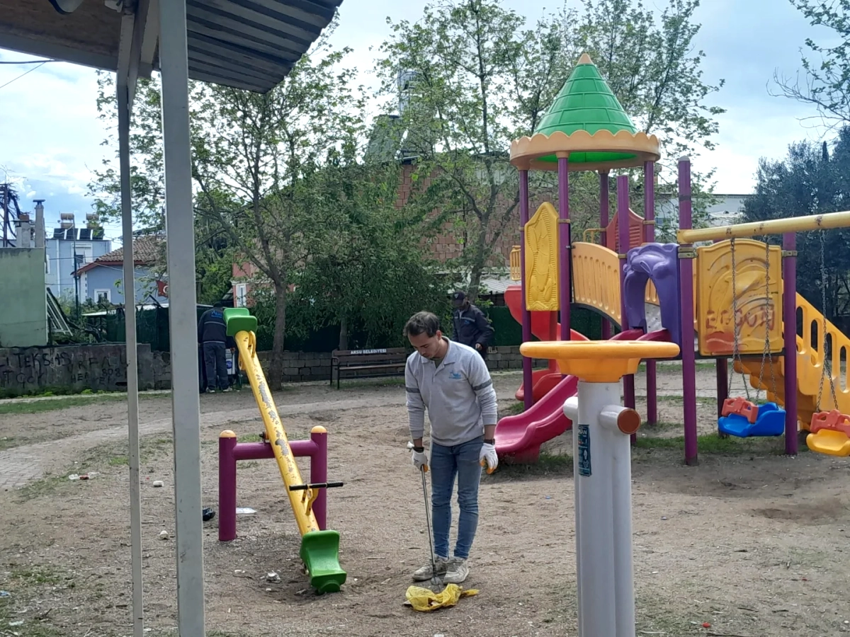 Antalya Aksu Belediyesi Pınarlı ve Çamköy Mahallelerinde Temizlik Seferberliği