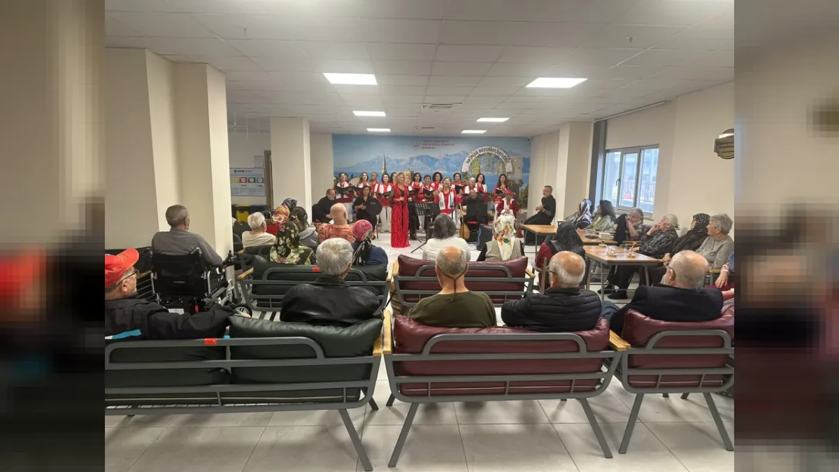 Antalya Huzurevi’nde 29 Ekim Coşkusu: Kadın Karavancılar’dan Unutulmaz Konser