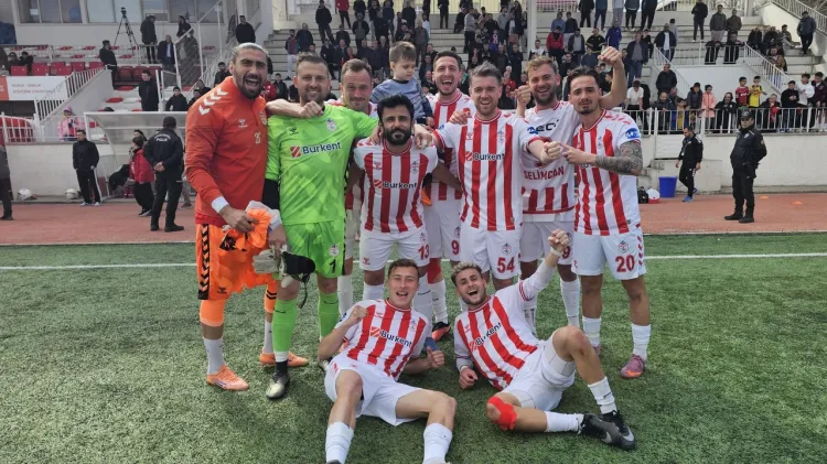 Akran Gemlikspor 4-0’lık Galibiyetle Playoff Yolunda